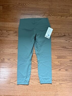 Lululemon Align crop 23”